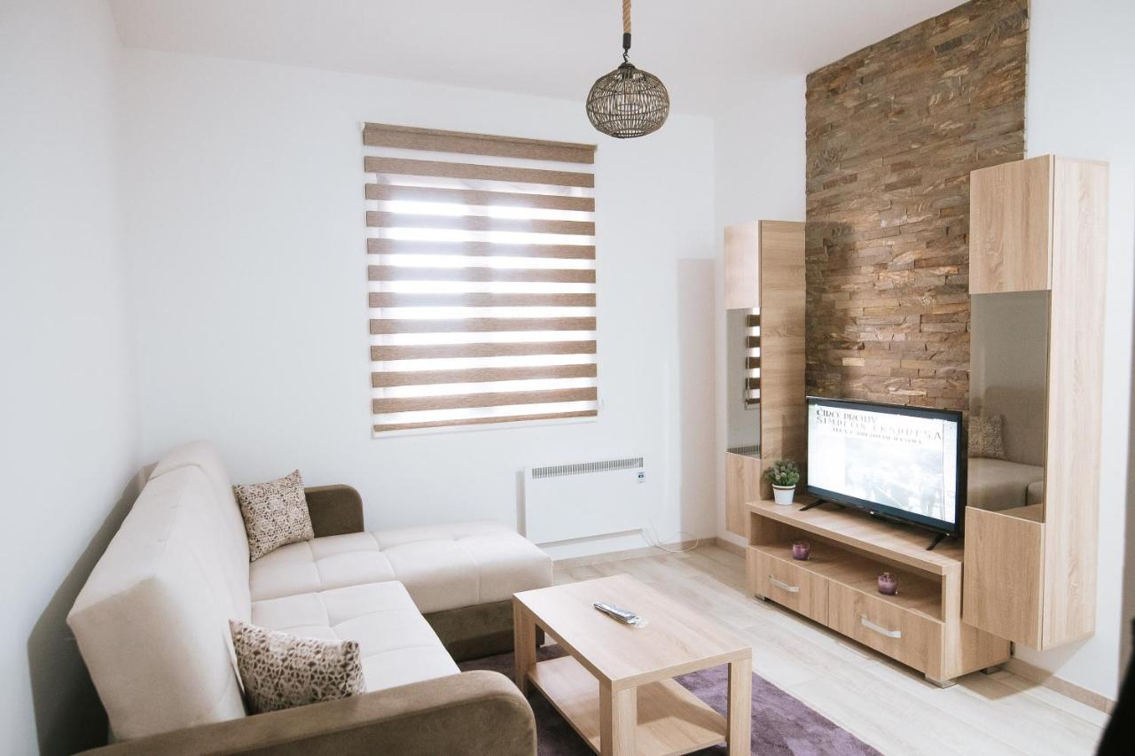 Kraljevi Konaci -Apartmani Bajka Kopaonik Extérieur photo