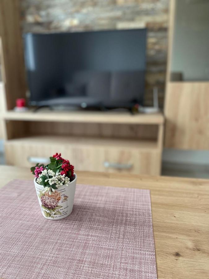 Kraljevi Konaci -Apartmani Bajka Kopaonik Extérieur photo